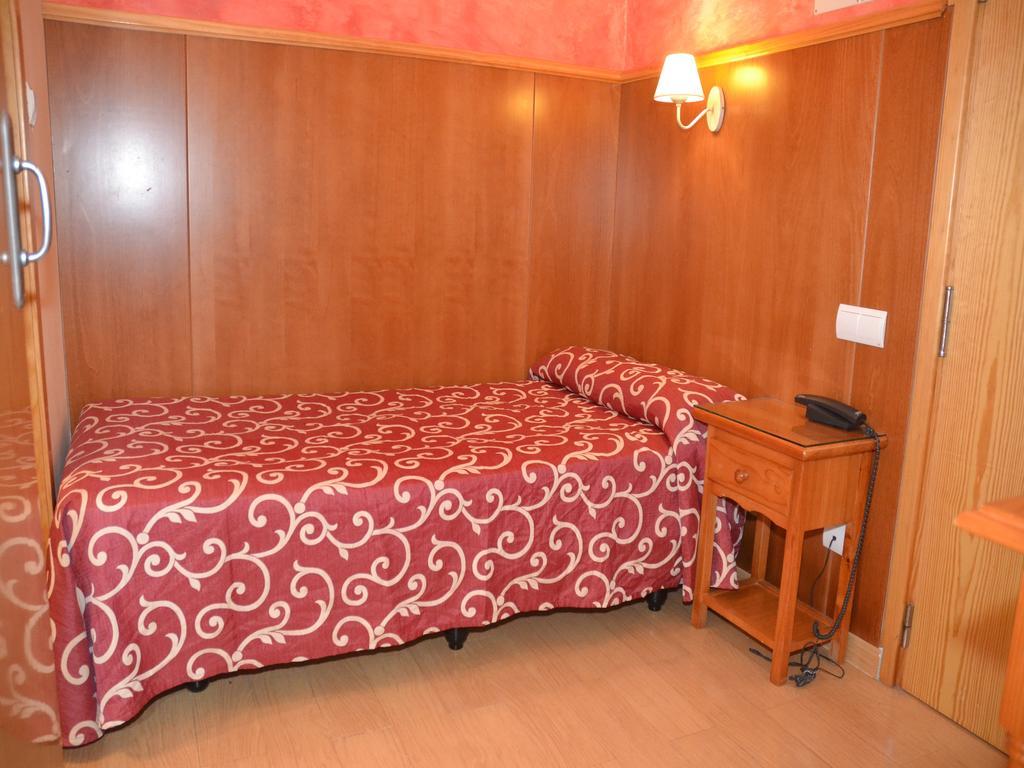Hotel Emilio Punta Umbría Quarto foto